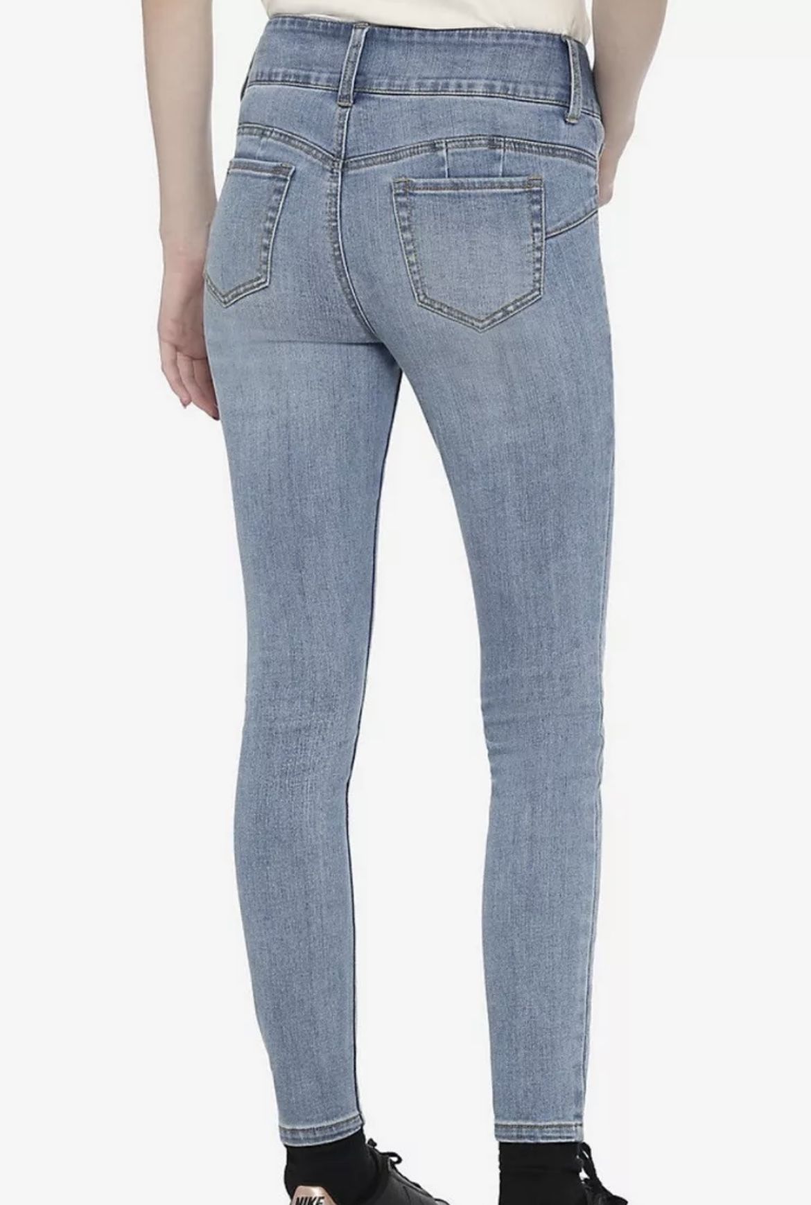 Disney Lady Tramp Knee Patch Light Blue Jean Jeggings size (small)