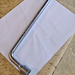 Mercedes Benz Tire Iron