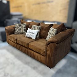 (FREE DELIVERY) Brown 3 seater Couch 