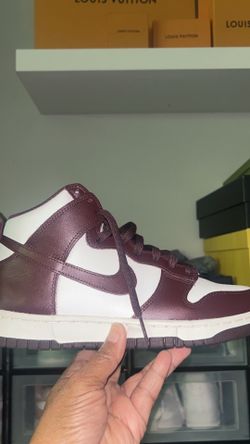 NIKE HIGHT TOP DUNK