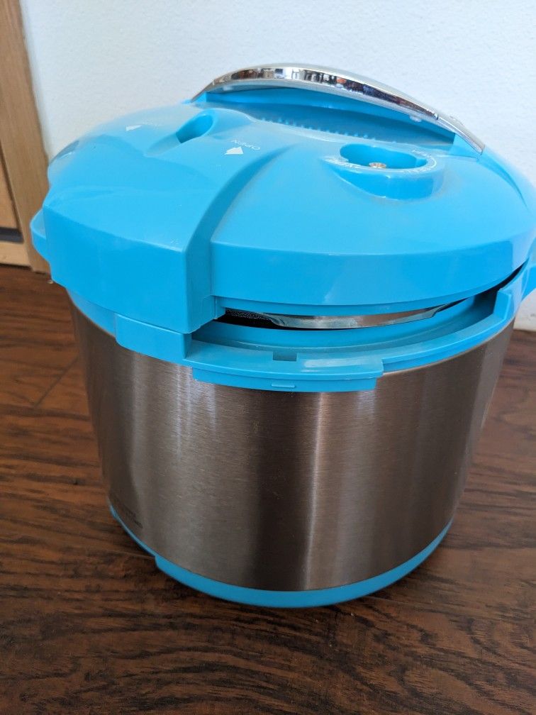 Wolfgang Puck Bistro Collection Pressure Cooker