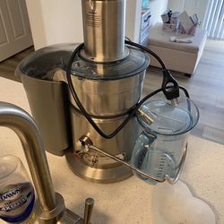 Breville Juice Fountain Elite Juicer, Brushed Stainless Steel, 800JEXL
