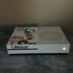 xbox one s come with hdmi and power cord 