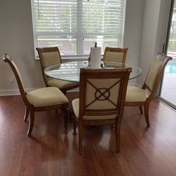 Glass Table With 5 Matching Chairs 