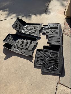 GMC all weather floor mats front and rear