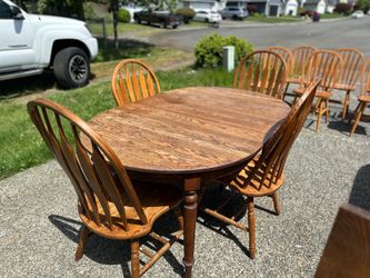 Solid Wood Table and Chairs with Extendable Leaf