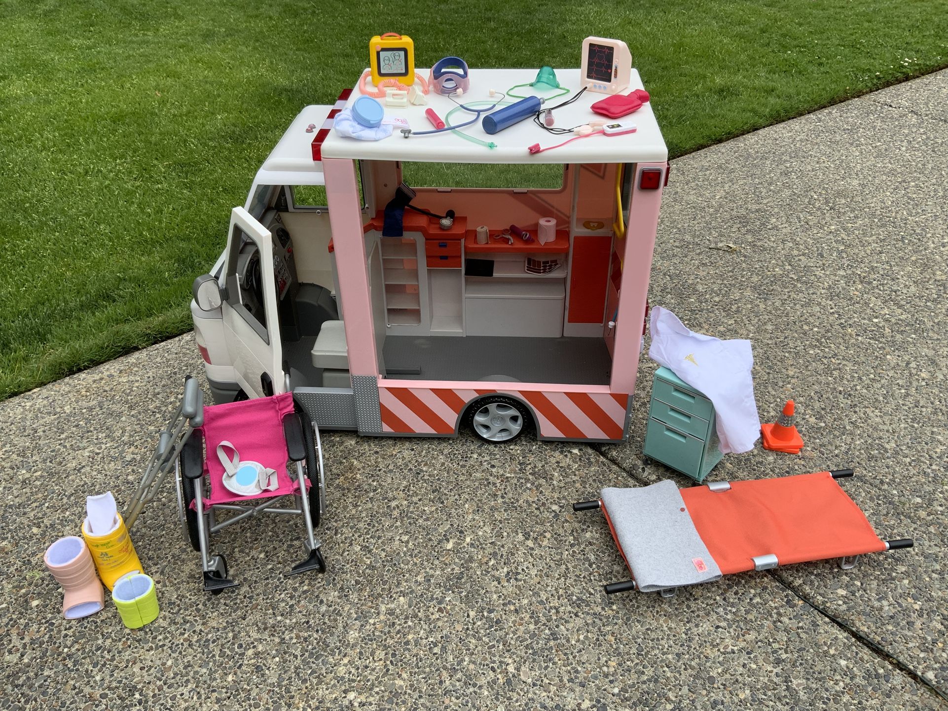 Our Generation Ambulance For American Girl Dolls And Other 18’’ Dolls