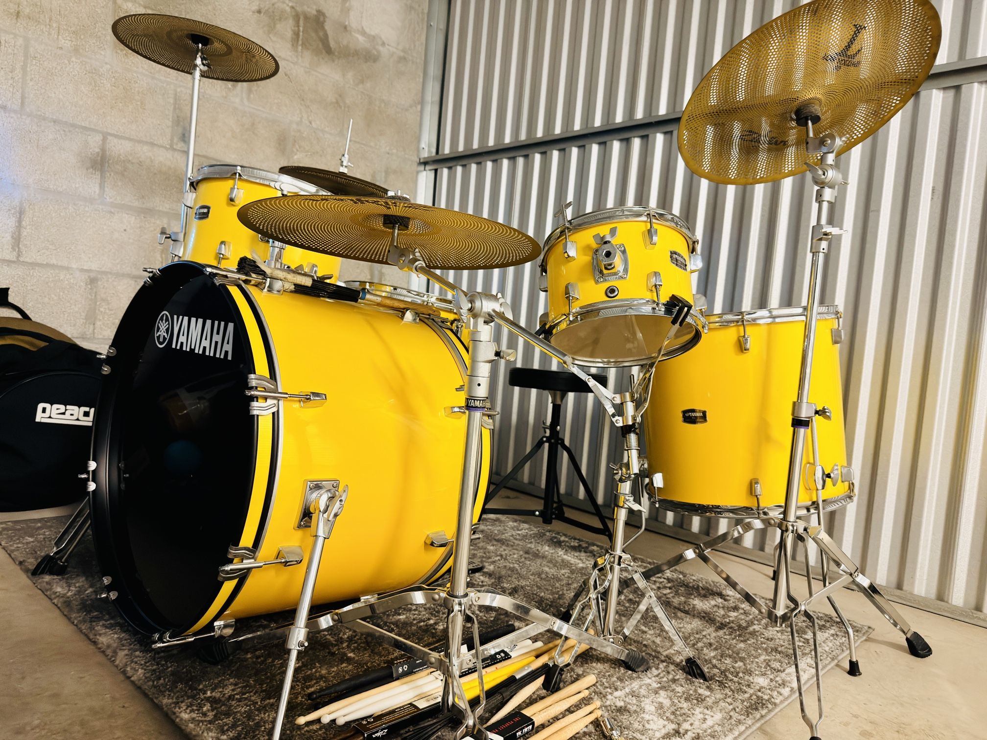 π΅ For Sale: Beautiful Yellow Yamaha Rydeen Drum Set β $300