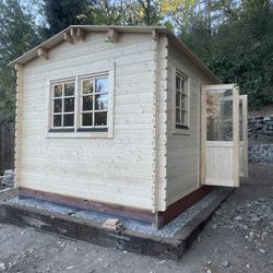 Log Cabin Shed/studio