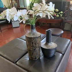Beautiful 2-pc Vase 