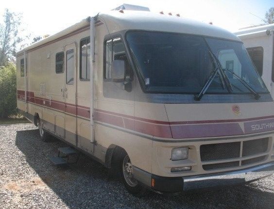 1983 Chevy Southwind RV