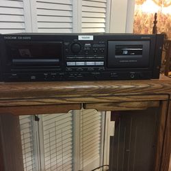 TASCAMCD PLAYER, CD SYNC DECK