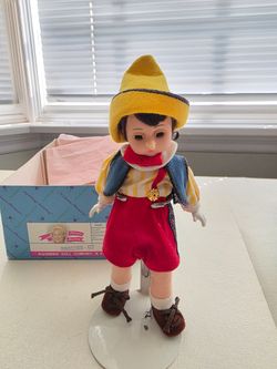 Vintage Madame Alexander Pinocchio Doll – 8” w/ Original Box