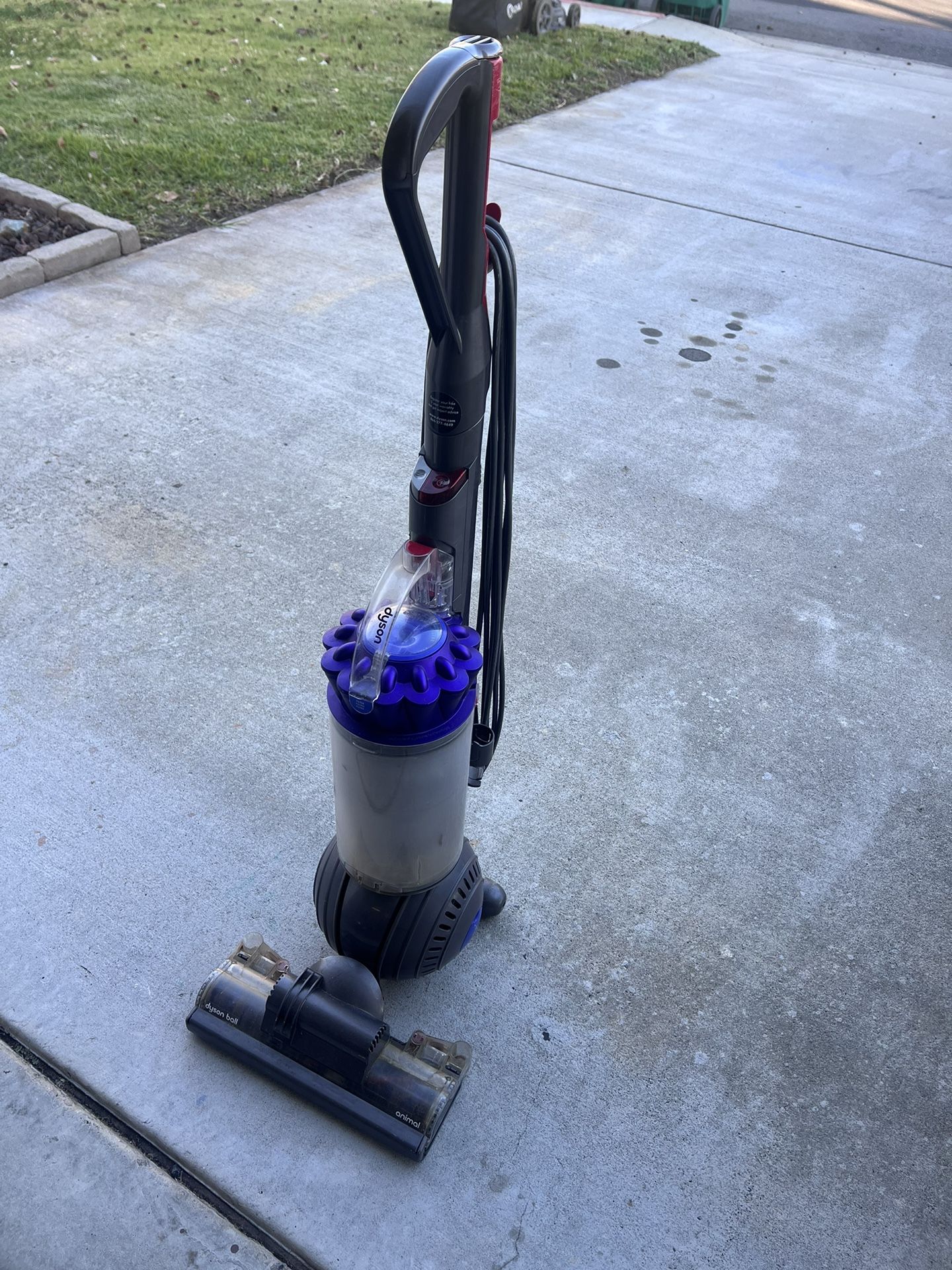 Dyson Ball Vacuum 