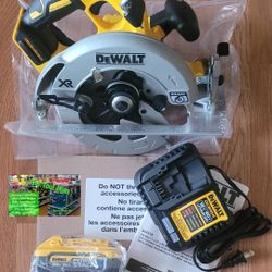 Dewalt 20v XR Brushless Cordless 7-1/4" Circular Saw, 5ah Powerstack Battery and Charger $220 Firm Pickup Only 