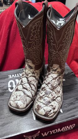 Alfa’s Square Toe Genuine Pirarcucu Fish Skin Size 9.5M DS
