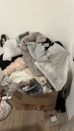 Bulk clothing, accessories, sandals, skincare