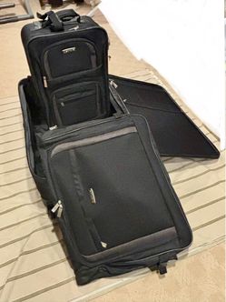 Luggage set - 5 piece