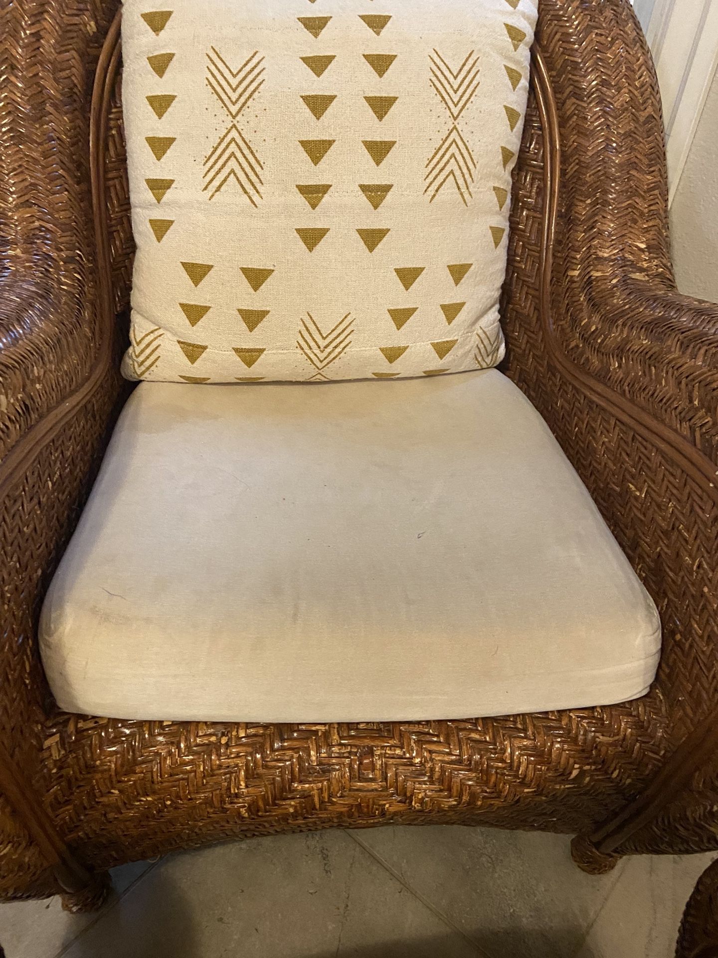 Pottery Barn Rattan Malabar Chair And Ottoman for Sale in Poulsbo, WA OfferUp