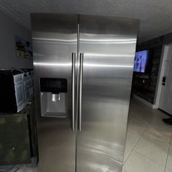 Samsung Refrigerator 