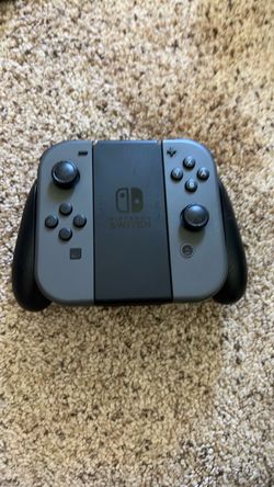 Nintendo Switch Joy-Con Grip with Gray Joy-Cons