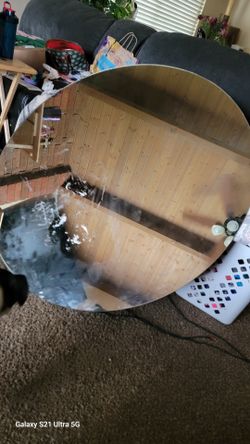 Round Mirror