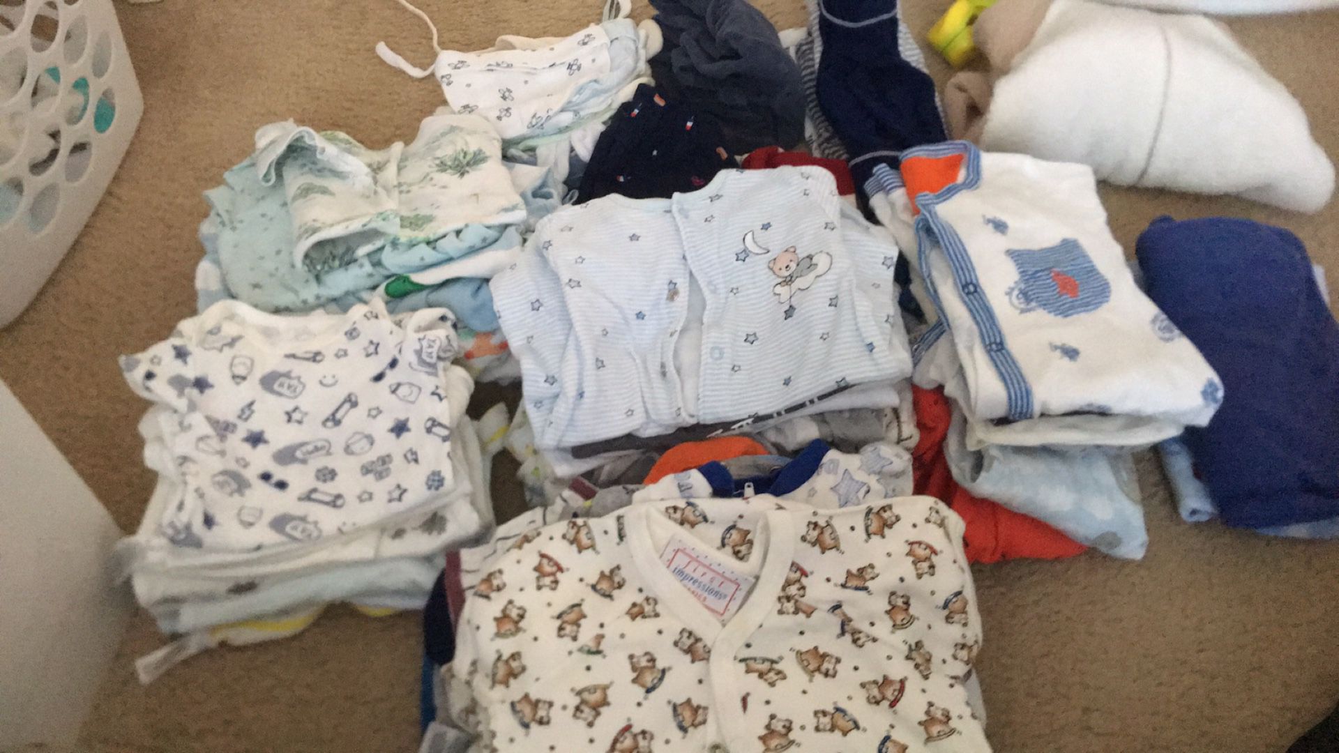 Baby boy clothes 0 to 6 m