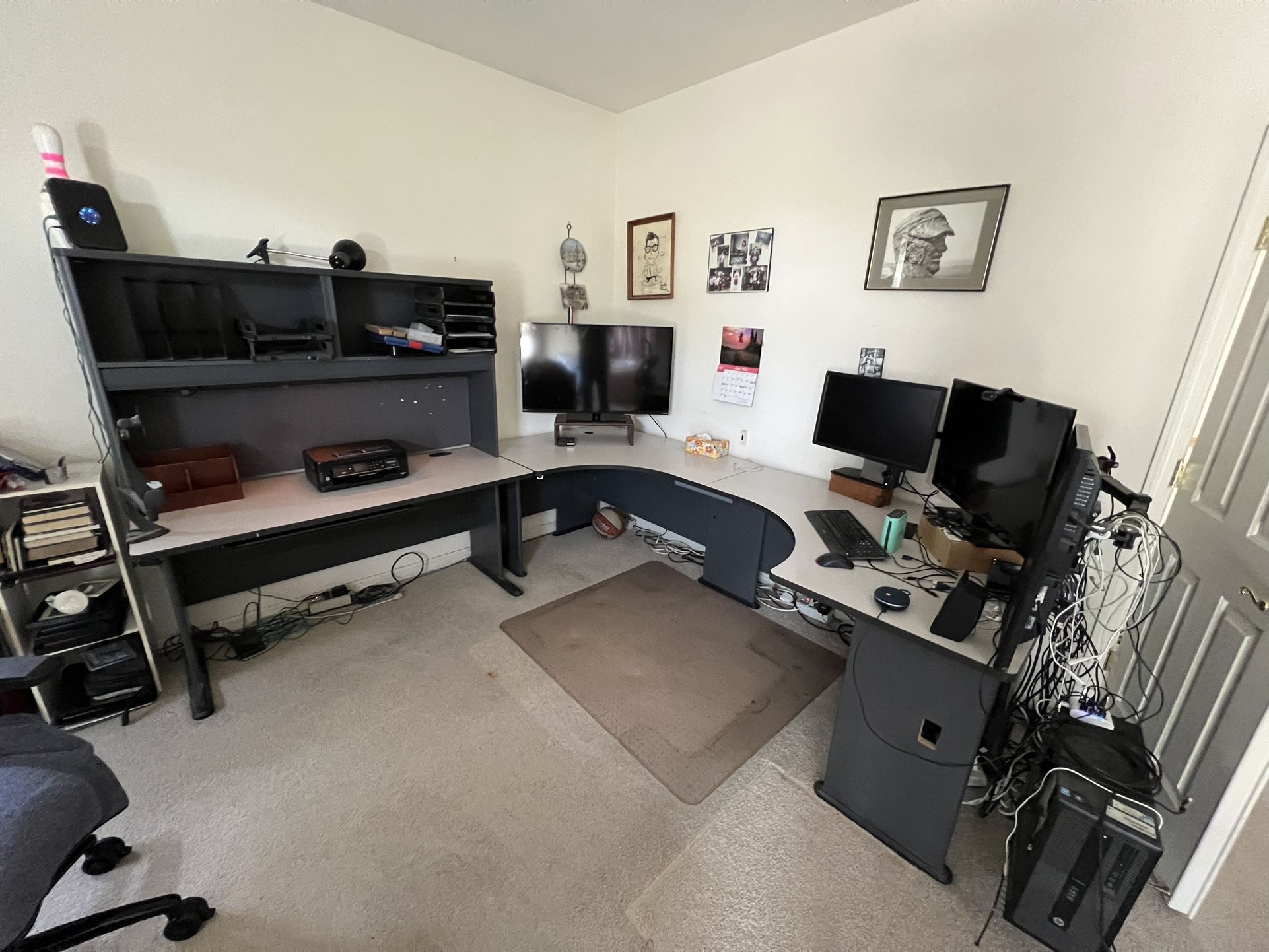 L-Shaped Desk Editing Bay