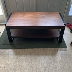 (free) Wood And Metal Coffee Table