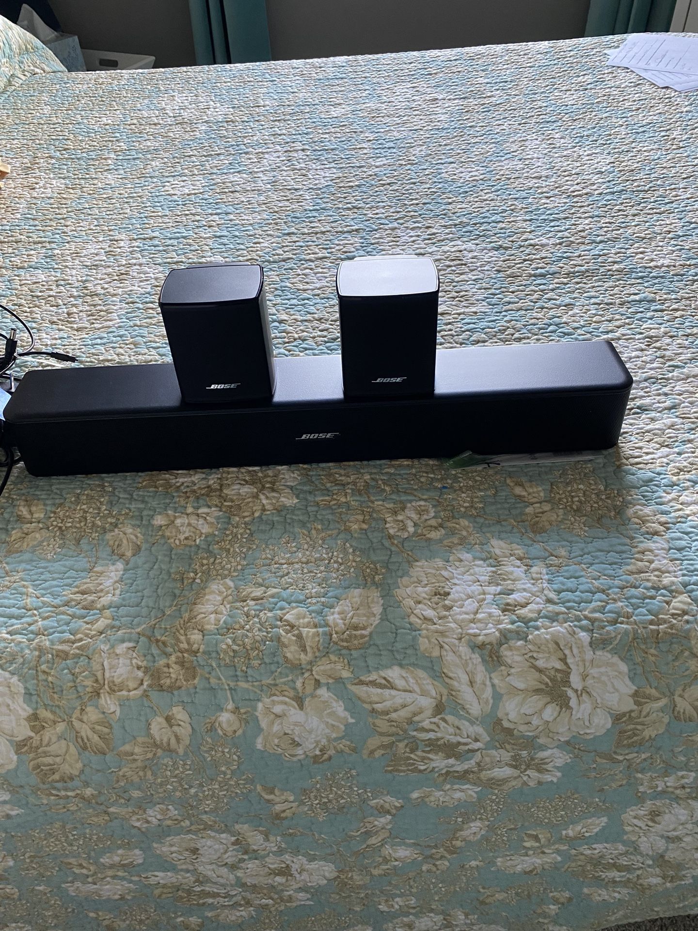 Bose Sound Bar And Speakers