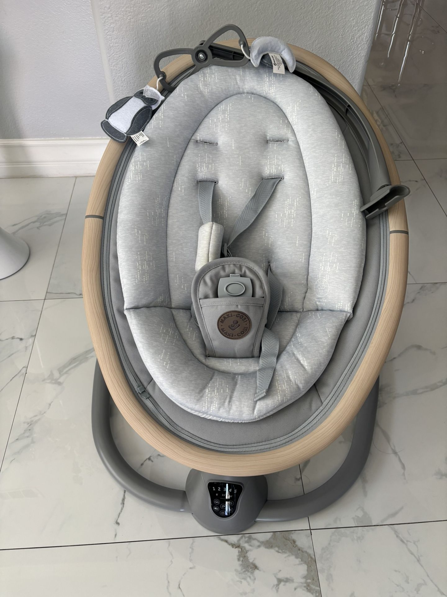 Maxi-Cosi Cassia Smart Baby Swing for Infants