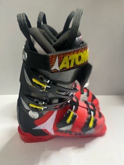 Atomic Ski Boots Red and Black 267MM