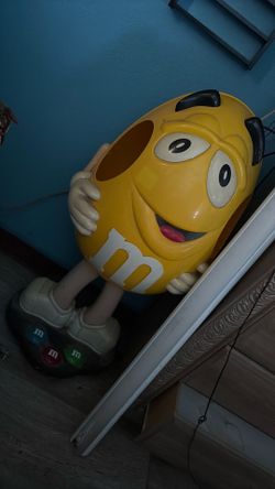 M&M