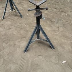 49” Pipe Stand