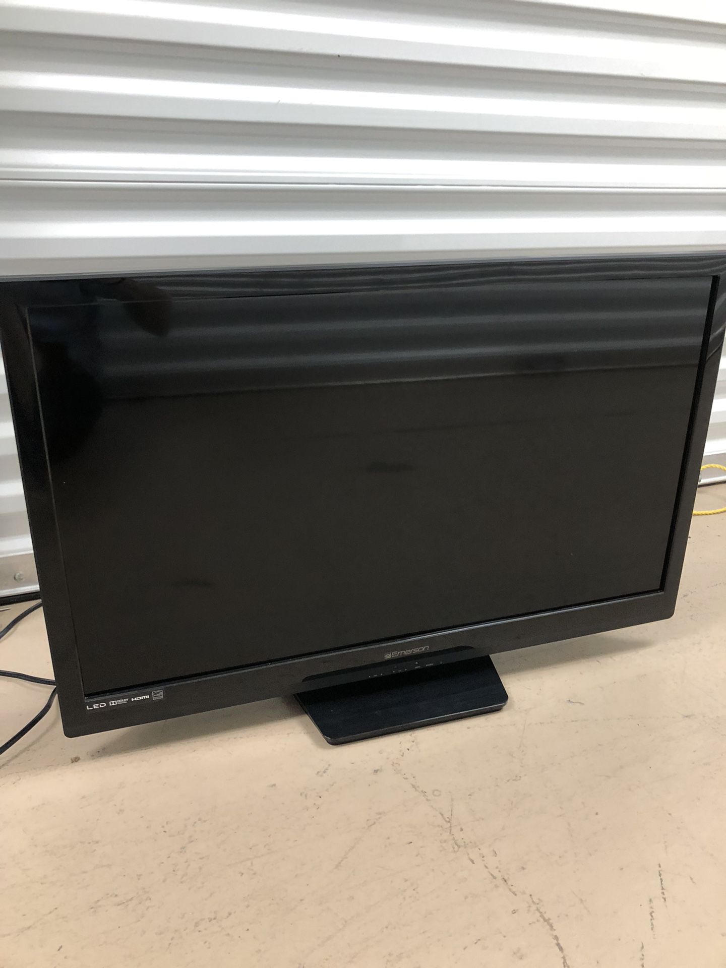 Emerson 32 Inch LED TV