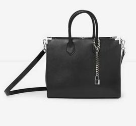 LARGE MING BAG IN SMOOTH BLACK LEATHER
