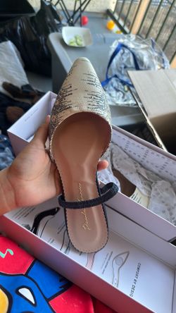 Shoes size 10