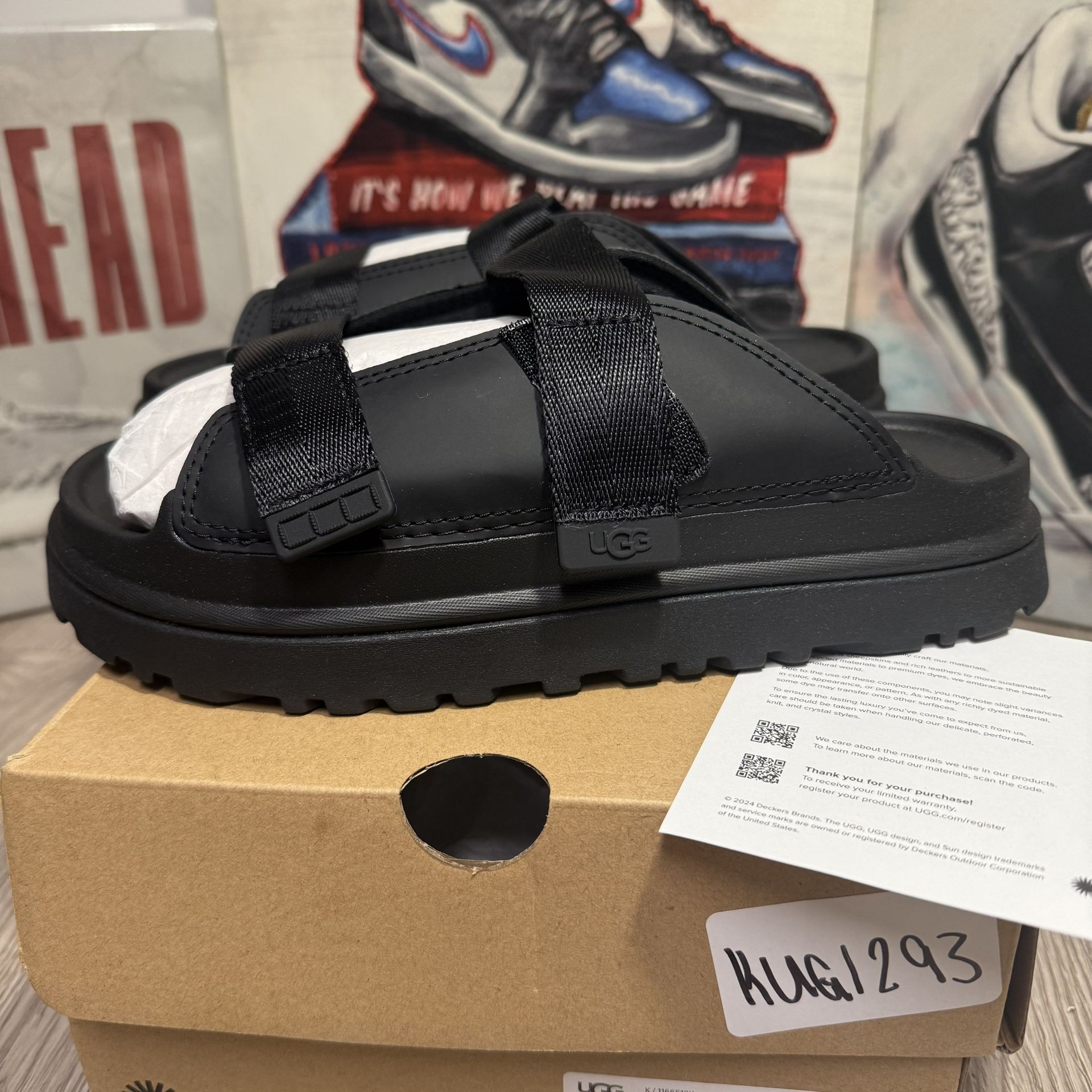 New UGG BLACK GOLDENGLOW SLIDE PLATFORM SANDALS GS 5Y/7W NEW