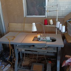 5 Thread Sewing Machine 