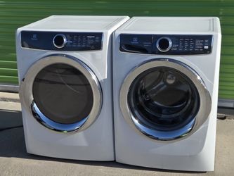 Electrolux washer And Dryer Set
