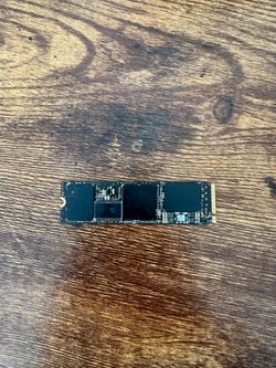 SanDisk 500GB NVMe SSD
