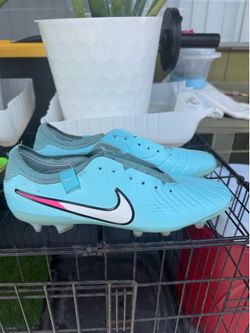 Nike Tiempo 10 Elite size 10.5