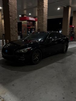 2014 Infiniti Q50