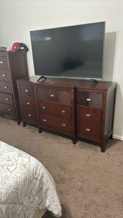 Bedroom Furniture Set - $300 OBO