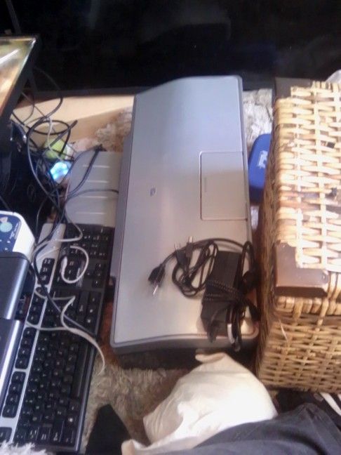 HP Photosmart 8750 Like New Still Has The Plastic Wrap Covering!