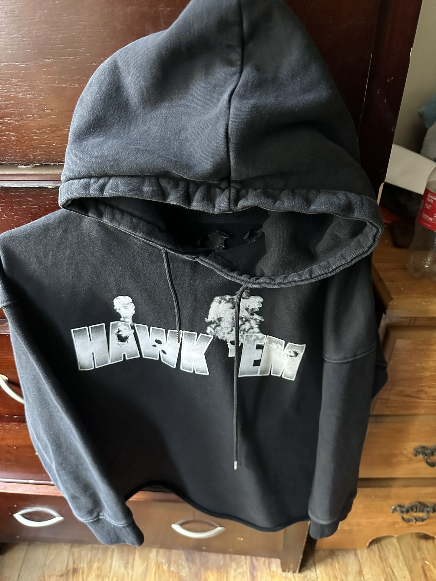 Vlone Pop Smoke Hawk Em Hoodie for Sale in Queens, NY - OfferUp