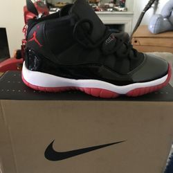 Jordan Retro “Bred 11s “