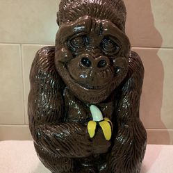 Monkey Holding, Banana Statue 