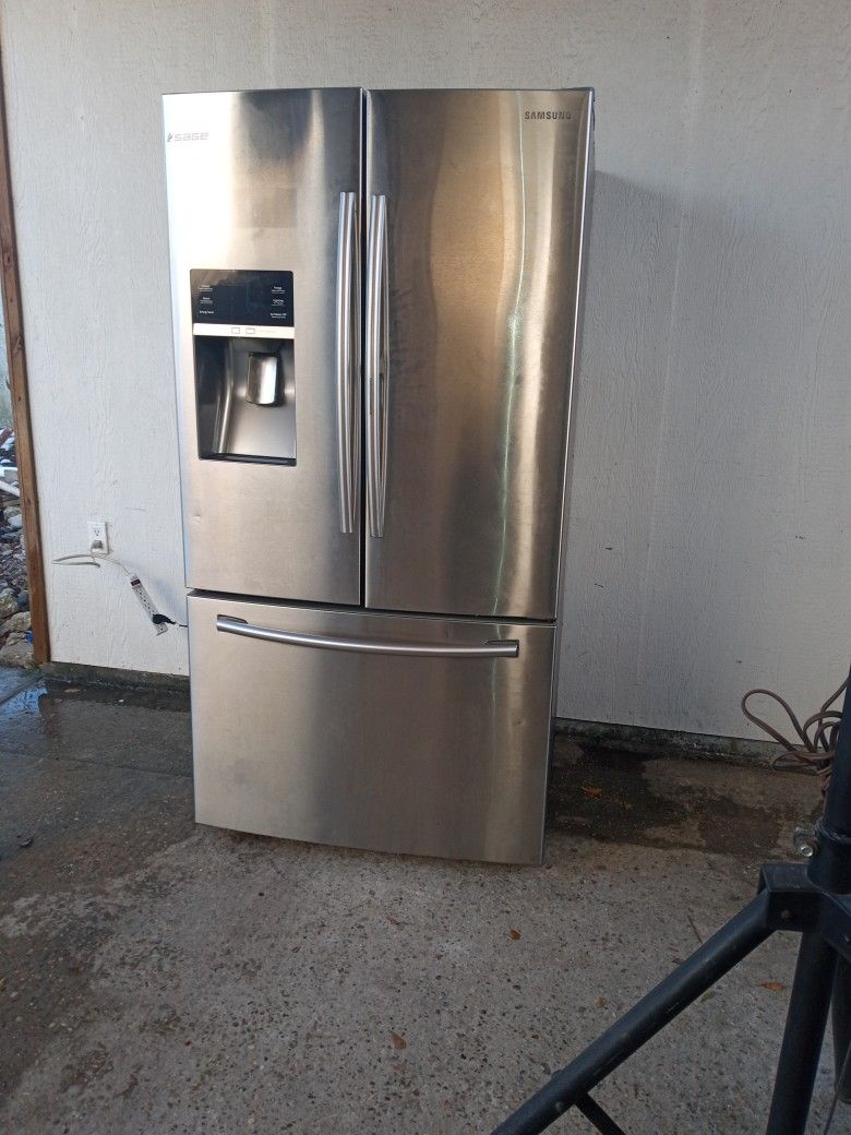 Refrigerator