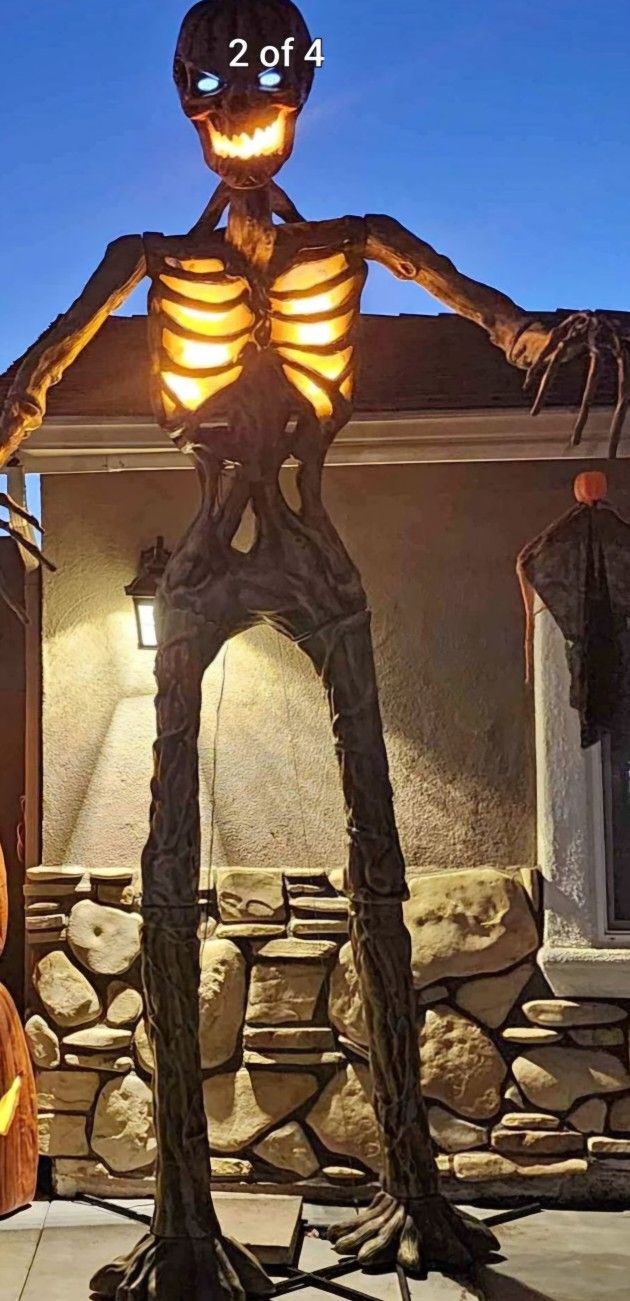 12' ROTTEN PATCH GIANT-SIZED INFERNO PUMPKIN SKELTON w/ LifeEyes LCD Eyes